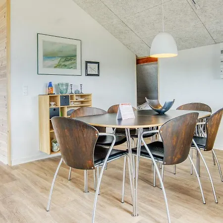 6 Person In Lokken-by Traum